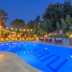 Yeni Doga Hotel