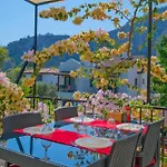 Yeni Doga Hotel *