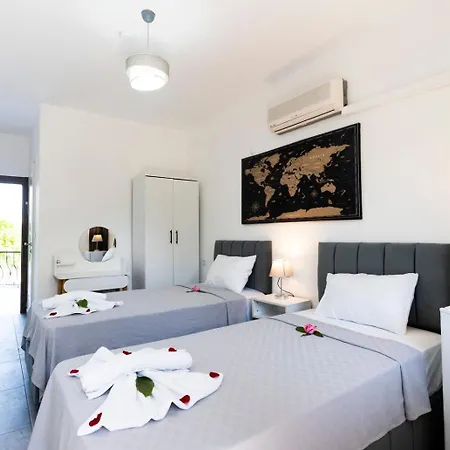 Garden Bloom Отель Дальян