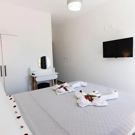 Garden Bloom Отель Дальян