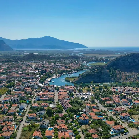 Yeni Doga فندق *