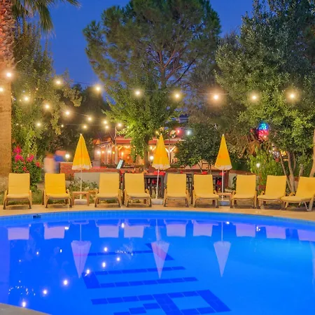فندق Garden Bloom داليان