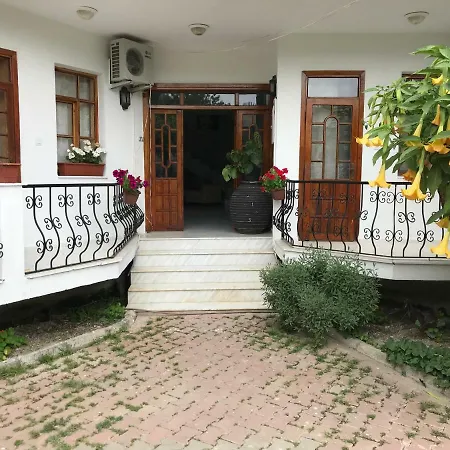 Garden Bloom Отель