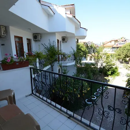 Отель Garden Bloom *